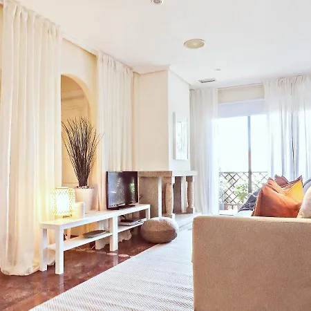 Falesia 2 Bdr Flat 5Min To The Beach By Lovelystay Apartment *