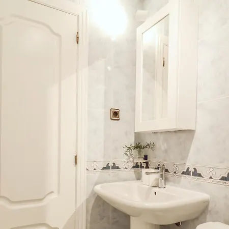Falesia 2 Bdr Flat 5Min To The Beach By Lovelystay *